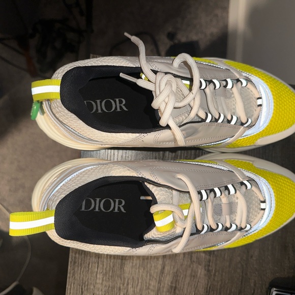 Wore twice. Literally like new. Dm for negotiations - Picture 7 of 8